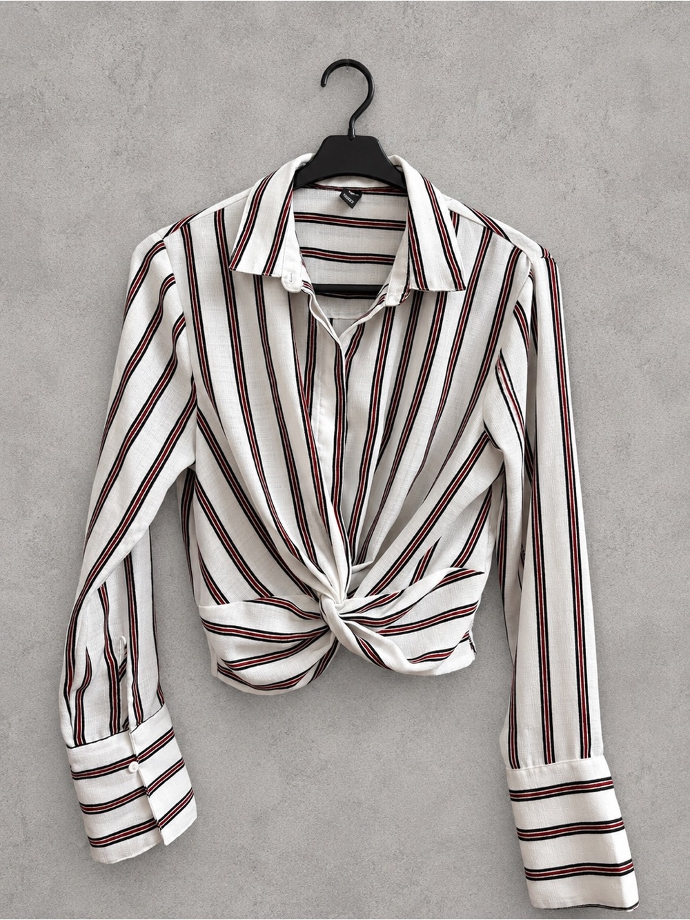 Windsor Striped Twist Front Cropped Blouse Size Small